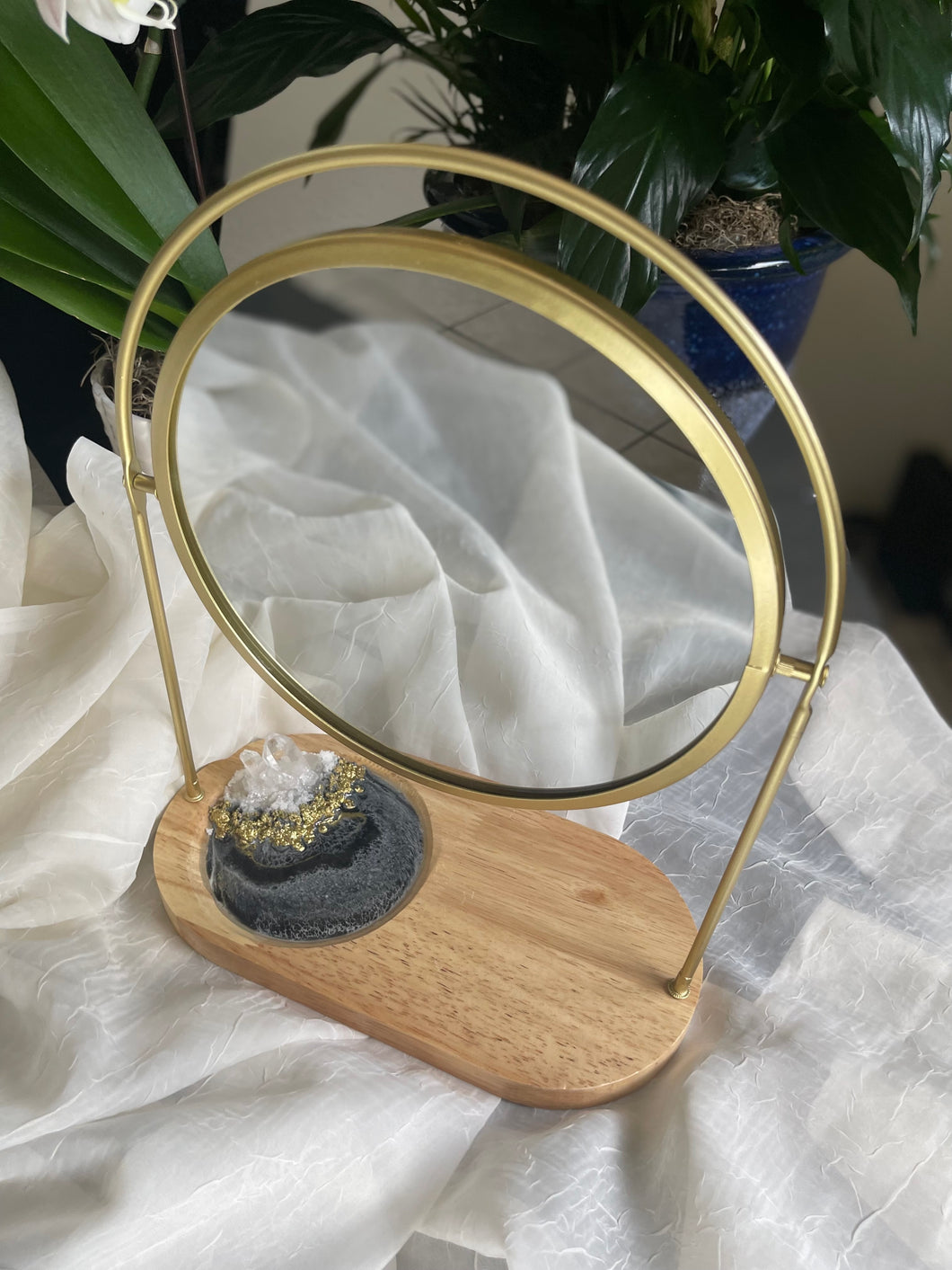 Table Top Mirror with attached Jewelry Tray